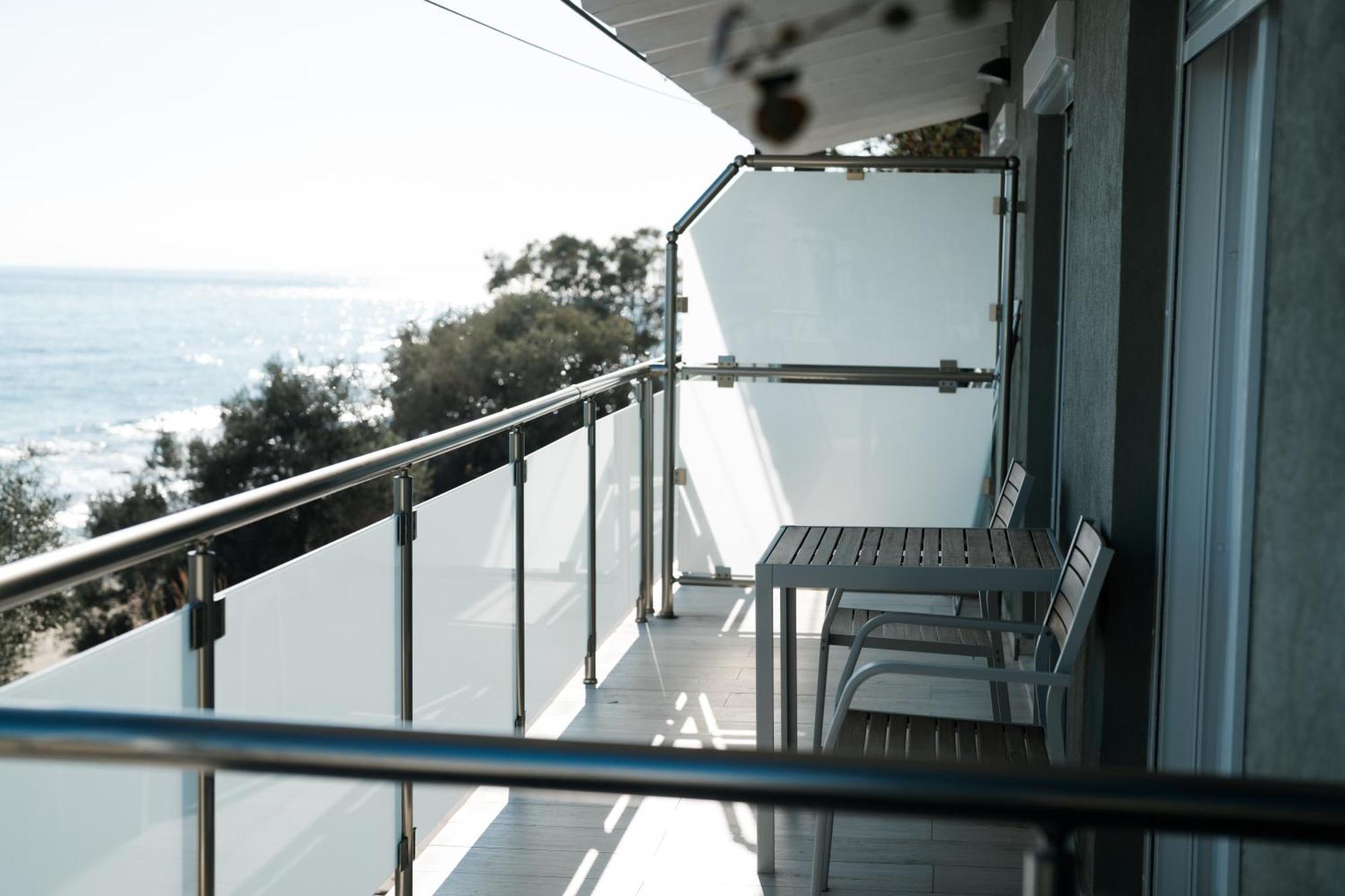 Aegean View Villa Loutra Elevtheron Extérieur photo